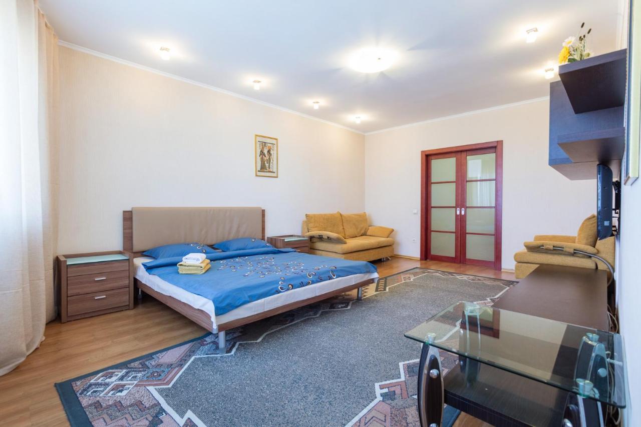 Apartments On Darnitsa Kiev Exterior foto